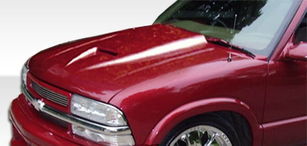 Duraflex Ram Air Hood for 1994 - 2004 Chevrolet S - 10, 1995 - 2004 Blazer, 1994 - 2004 Sonoma, 1995 - 2001 Jimmy & 1998 - 2000 Envoy - 1 Piece
